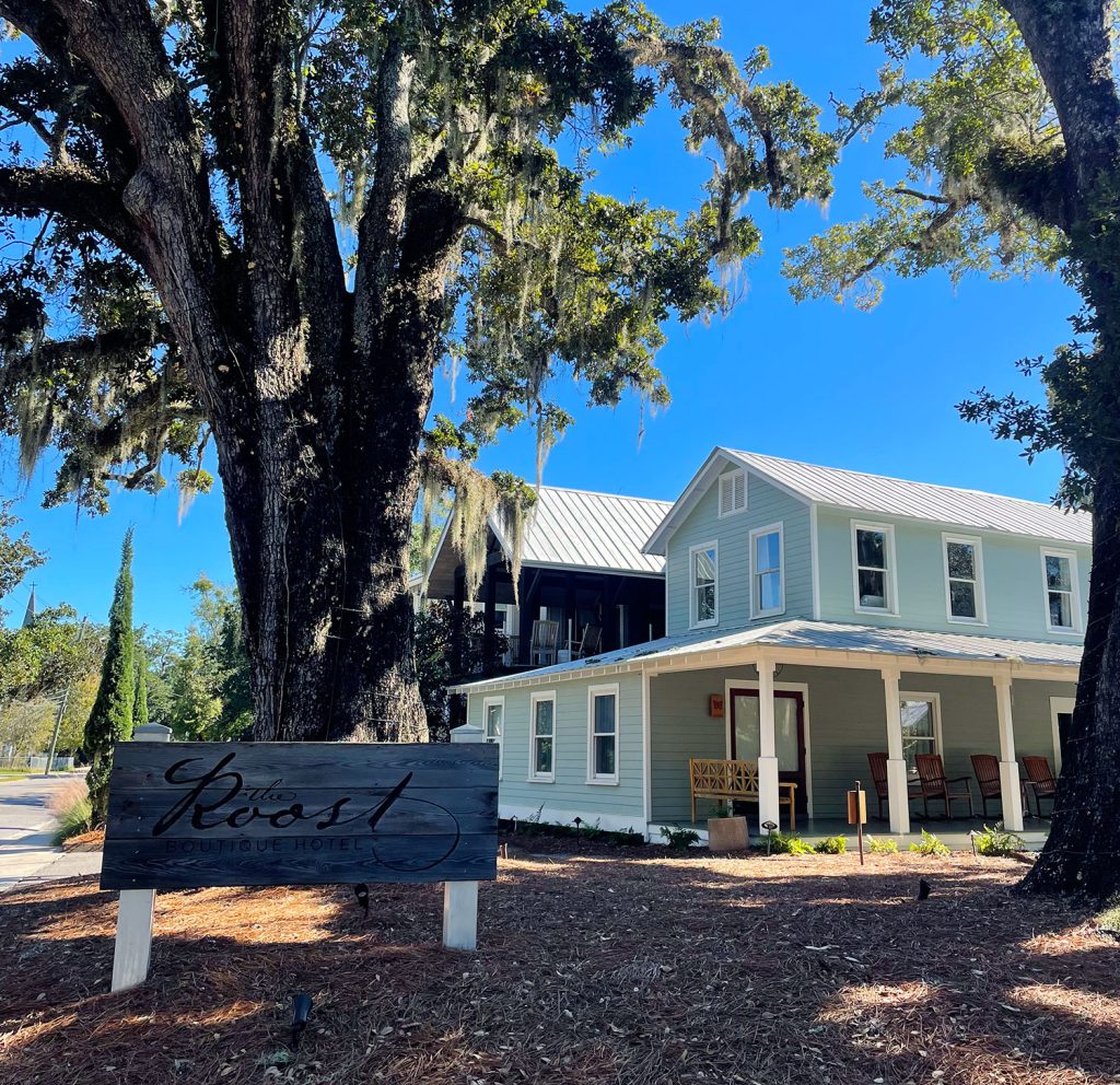 Exterior of the Roost Bed And Breakfast Hotel In Ocean Springs Mississippi