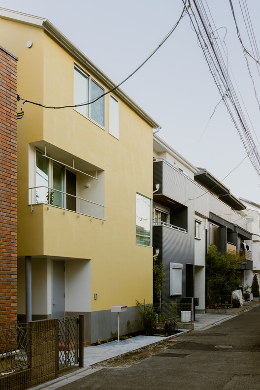 Twist House / HAGISO - Exterior Photography, Balcony