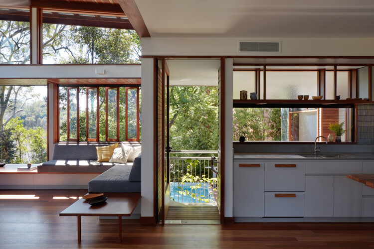 River Hearth House / Arcke - Interior Photography, Wood, Glass, Chair