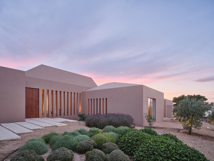 Zenith House / NOMO STUDIO - More Images
