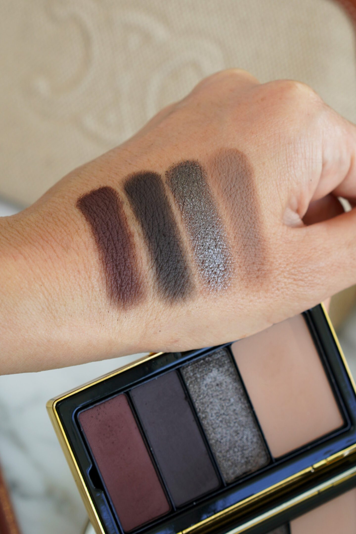 Victoria Beckham Beauty Eye Wardrobe Victoria (smokey neutral)