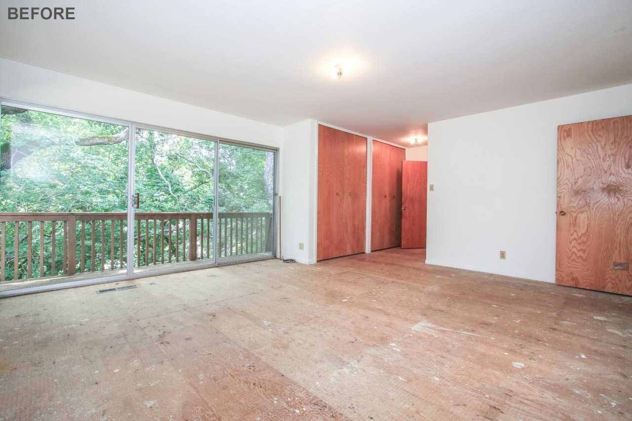 The bedroom before the renovation.