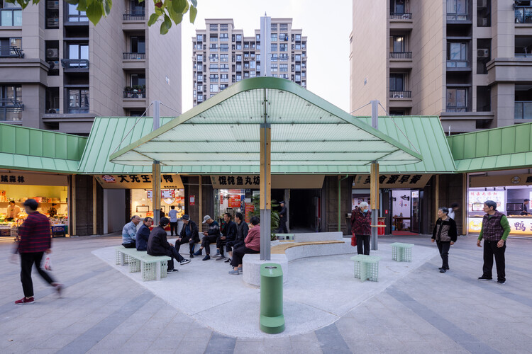 BREEZZE Market / Dispacement Architectural Design - Interior Photography