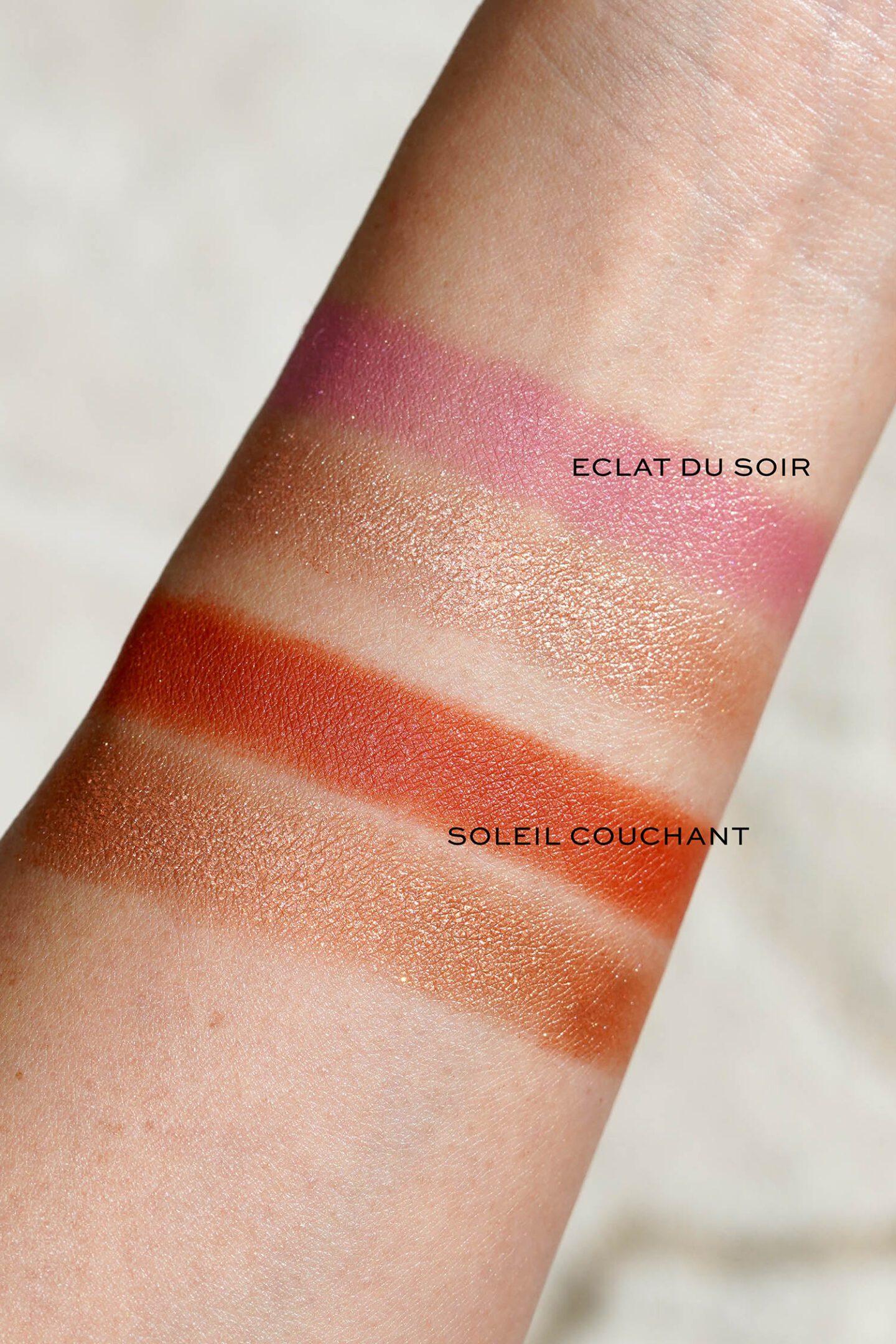 Chanel Les Beiges Healthy Golden Glow Powder Eclat Du Soir and Soleil Couchant Swatches