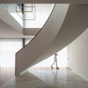 Hillside House / Ricardo Azevedo Arquitecto - Image 3 of 32