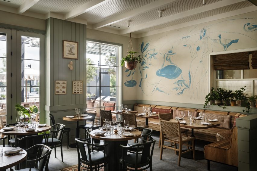 Poolside restaurant decorated with a Mediterranean look