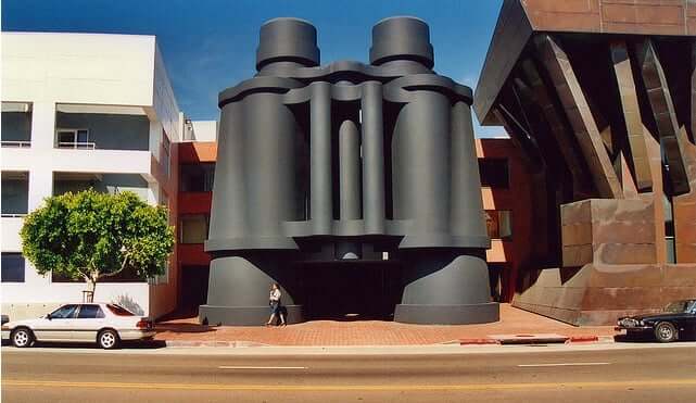 An exterior shot of Frank Gehry's Binocular Building in Venice Beach, California