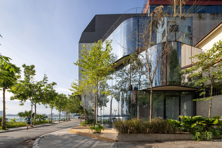 Crystal House / ARO studio - More Images