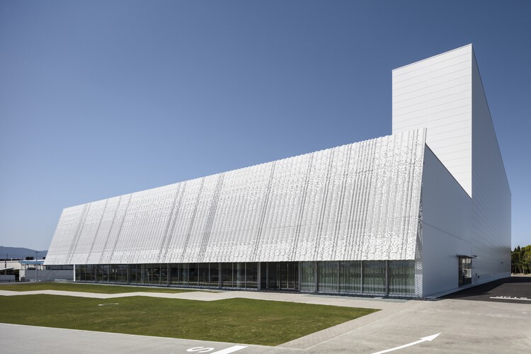 Nakano Seiyaku Kusatsu Factoru / TAISEI DESIGN Planners Architects & Engineers - More Images