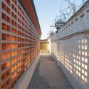 © Estudio Ibañez Gardeners' Pavilion Club Hípico de Santiago / José Ignacio Valdivieso - Exterior Photography, Brick